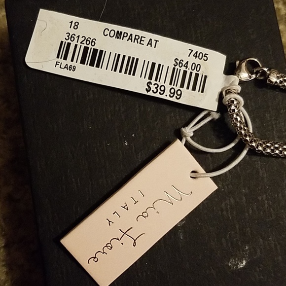 Bracelet - Picture 3 of 3